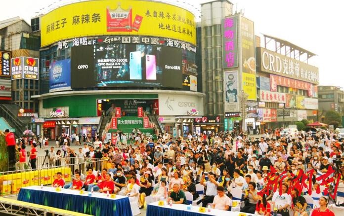 线上销量破亿元！平江辣条凭什么持续“出圈”