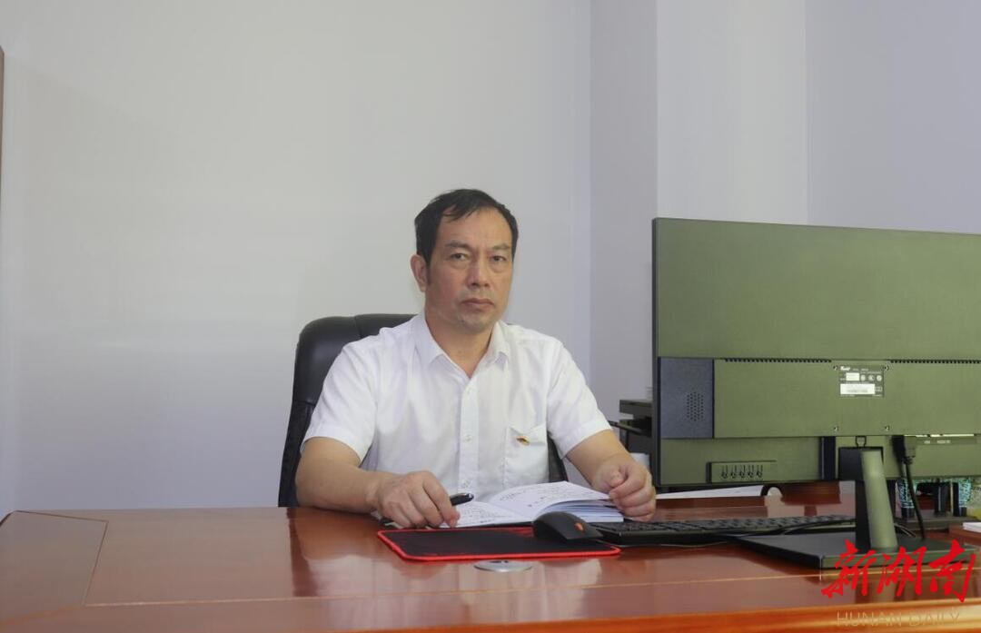 学精神担使命•岳阳行动㊷|岳阳市医疗保障局局长陈平：始终坚持人民至上 不断提高保障水平